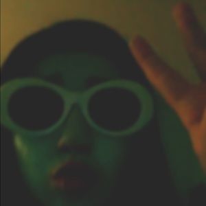 Meet your Posher, Alison